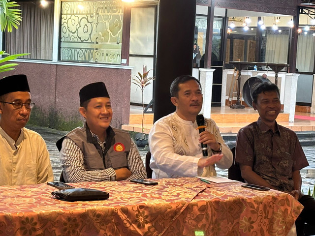 Ketua Komisi A DPRD DIY, Eko Suwanto (kedua dari kanan). Foto: Dok. Istimewa