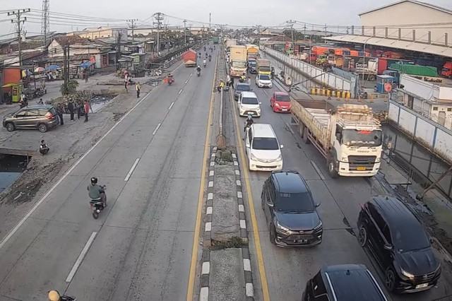 Kondisi jalur Pantura Semarang Demak di Kecamatan Sayung, Senin (9/3/2026). Foto: Dishub Demak