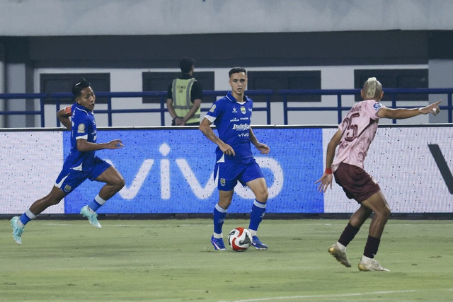 Persib Bandung melawan Persik Kediri pada pertandingan Super League di Stadion GBLA, Bandung, Senin (9/3/2026). Foto: Instagram/ @persib