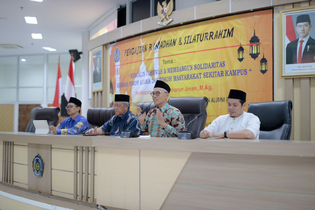 Rektor UMS, Prof. Dr. Harun Joko Prayitno, M.Hum.
