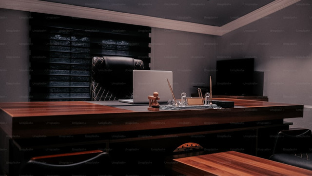 Ilustrasi Comprof adalah, Foto:Unsplash/Tahir osman