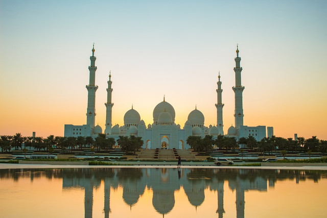 Ilustrasi Masjid untuk Itikaf di Jakarta 2026,Foto:Unsplash/Rodrigo Castro