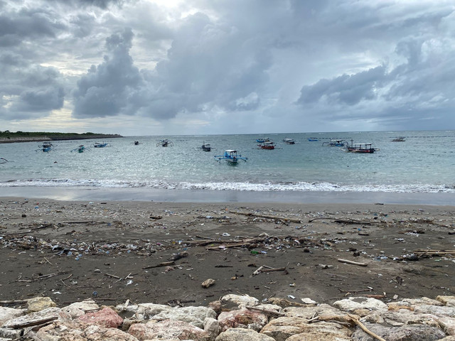 Salah satu pantai di Bali. Foto: Dokumentasi pribadi