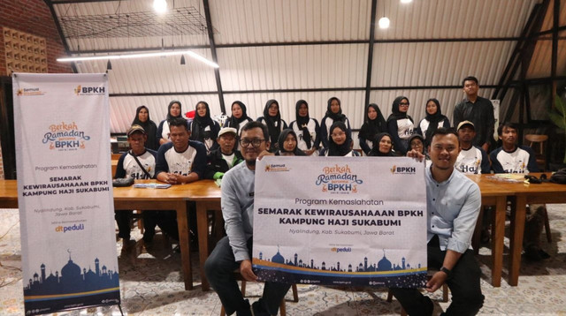 Pelatihan Kewirausahaan untuk Pelaku Usaha di Kampung Haji BPKH Nyalindung (Sumber : DT Peduli)
