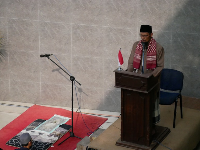 Khutbah Jumat tentang zakat fitrah, foto hanya ilustrasi: Unsplash/Masjid Pogung Raya
