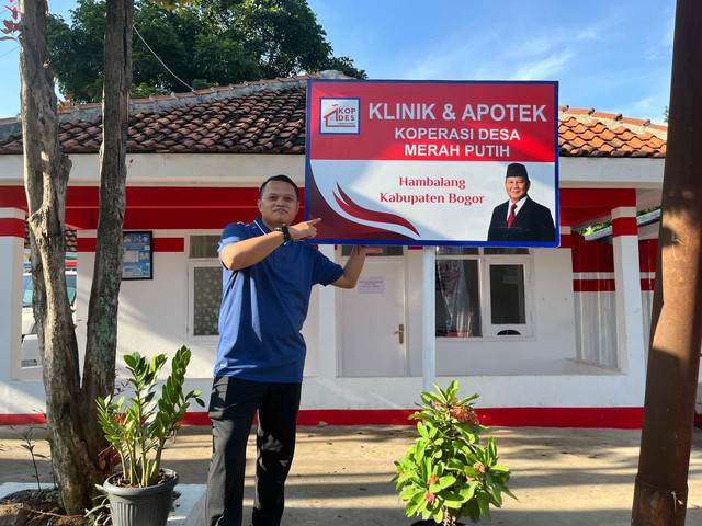 Klinik dan apotek Koperasi Desa Merah Putih Hambalang. Foto: Dokumentasi pribadi