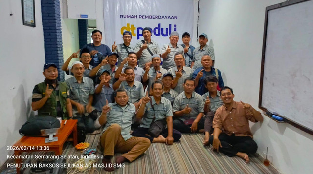 Alumni Pelatihan Teknisi Pendingin (AC) DT Peduli Gelar Ngulit Bareng Master AC (Sumber : DT peduli)