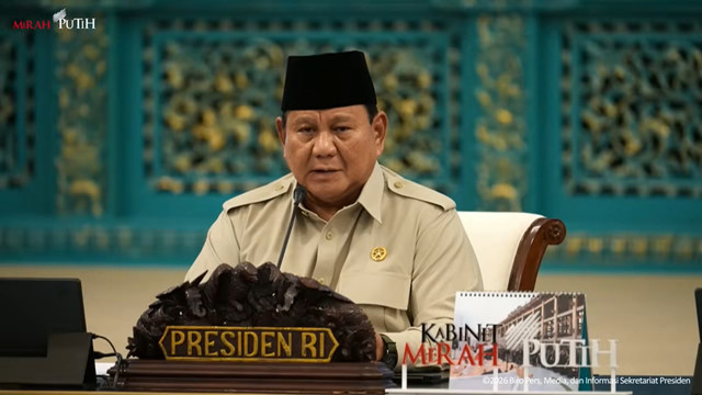 Presiden Prabowo Subianto saat Sidang Kabinet Paripurna di Istana Negara, Jumat (13/3/2026). Foto: YouTube/Sekretariat Presiden
