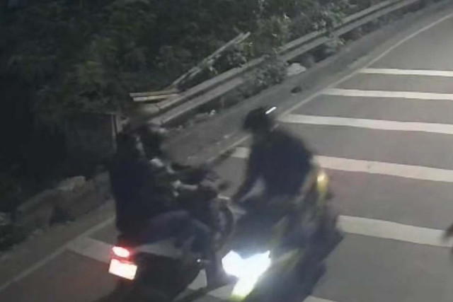 Diduga aksi penyiraman air keras di Jembatan Talang, Menteng Jakarta Pusat. Foto: Dok. Istimewa