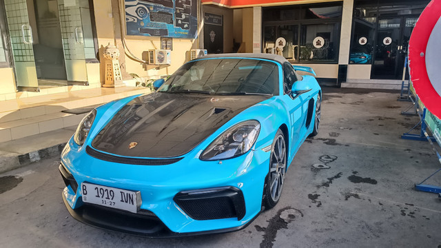 Mobil Porsche yang viral di media sosial. Foto: Denita BR Matondang/kumparan