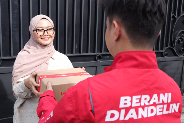 Tips kirim paket ke luar negeri dari Lion Parcel. Foto: Lion Parcel