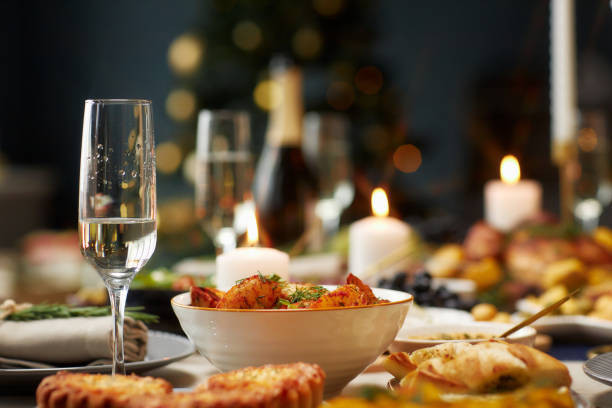 Ilustrasi Hidangan Makan Malam, Sumber:IStockphoto/SeventyFour