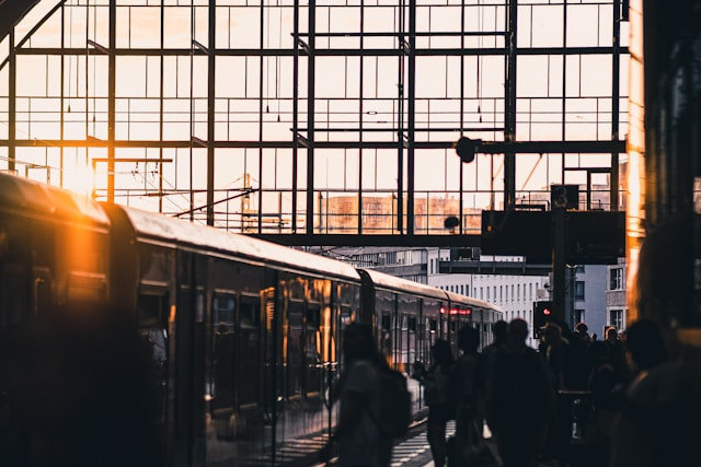 Ilustrasi kata kata unik mudik Lebaran.Foto: Matt Mutlu / Unsplash