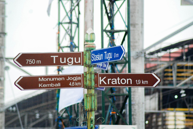 Ilustrasi - Rambu Wisata di Yogyakarta. Foto: Aditya Muntohar/Shutterstock