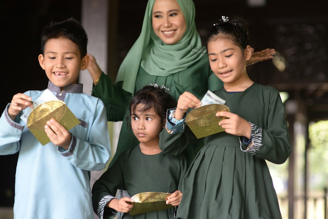 Ilustrasi Teks Sambutan Ketua Panitia Halal Bihalal Bahasa Jawa, Foto:Unsplash/Getty Images