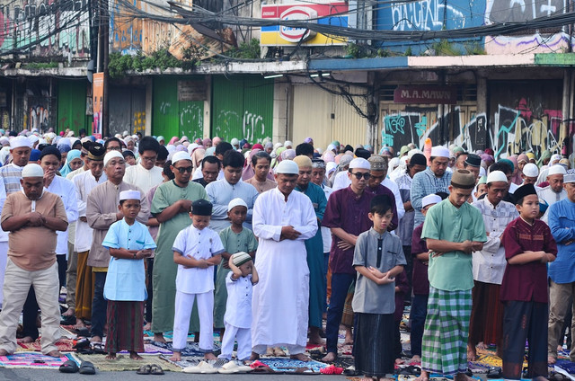 Ilustrasi Tata Cara Sholat Idul Fitri,Foto:Unsplash/Iqro Rinaldi