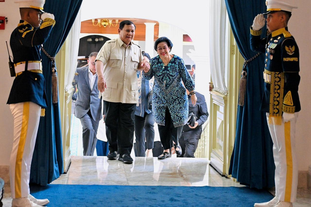 Presiden Prabowo Subianto menerima kunjungan Presiden ke-5 sekaligus Ketua Umum PDIP Megawati Soekarnoputri di Istana Merdeka, Jakarta, Kamis (19/3/2026). Foto: Dok. Istimewa