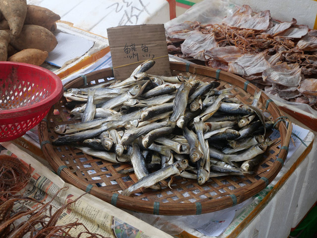 Ilustrasi dry curing dalam pengolahan ikan. Foto: Pexels