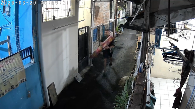 Rekaman CCTV dari sekitar rumah korban yang diduga usai kejadian pembunuhan tragis.  Foto: Dok. Istimewa