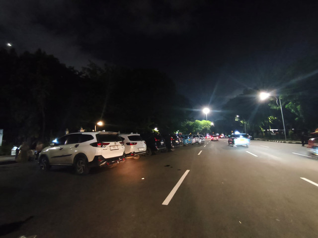 Kondisi sekitar kawasan Monumen Nasional (Monas), Jalan Merdeka Utara, Jakarta Pusat, Senin (23/3/2026). Foto: Jeni Ritanti/kumparan