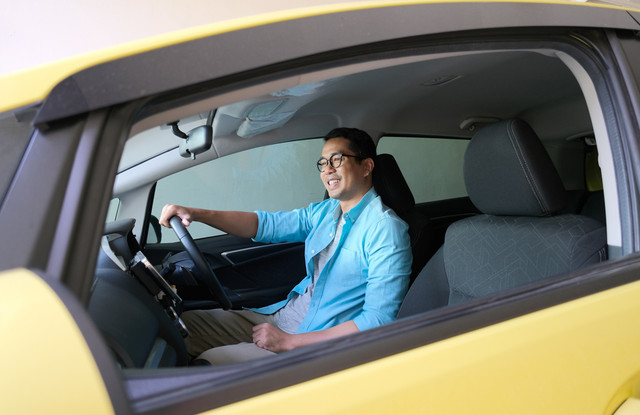 Ilustrasi mengemudi dengan senang. Foto: Cornelius Krishna Tedjo/Shutterstock