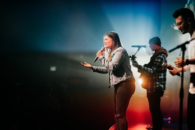 Ilustrasi Kapan Indonesian Idol Tayang Lagi. Foto: Unsplash/Chris