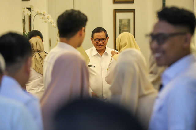Gubernur DKI Jakarta Pramono Anung dan Wakil Gubernur DKI Jakarta Rano Karno saat halal bihalal bersama ASN Pemprov DKI Jakarta di Balai Kota, Jakarta Pusat, Rabu (25/3/2026). Foto: Iqbal Firdaus/kumparan