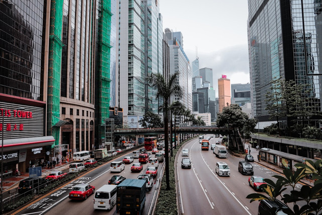 Ilustrasi jadwal ganjil genap hari ini Jakarta 26 Maret 2026. Foto: Unsplash.com/Emily Xie
