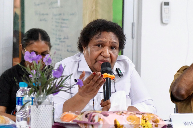 Wamendagri Ribka Haluk usai pelaksanaan bimbingan teknis secara daring bersama para direktur rumah sakit di Jayapura, Jumat (27/3/2026). Foto: Dok. Kemendagri