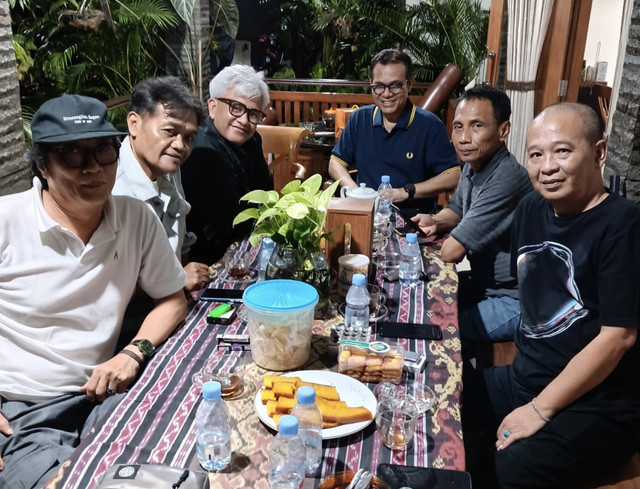 Panitia PESONAS 2026 saat silaturahmi dengan Wamenkomdigi, Nezar Patria, di Yogyakarta, Rabu (26/3). Foto: Dok. Istimewa