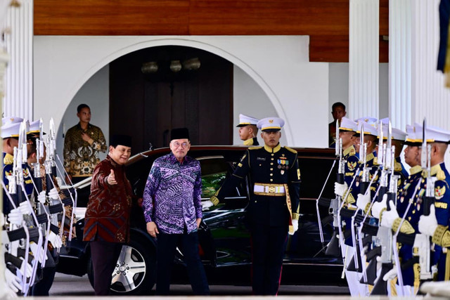 Presiden Prabowo Subianto menerima kunjungan Perdana Menteri Malaysia Anwar Ibrahim di Istana Merdeka, Jakarta, Jumat (27/3/2026). Foto: Rusman/Biro Pers, Media, dan Informasi Sekretariat Presiden