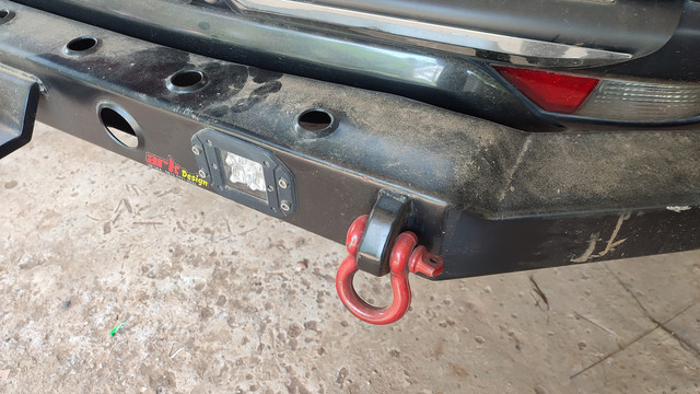 Ilustrasi tameng bumper mobil. Foto: Munif Rifa'i/Shutterstock