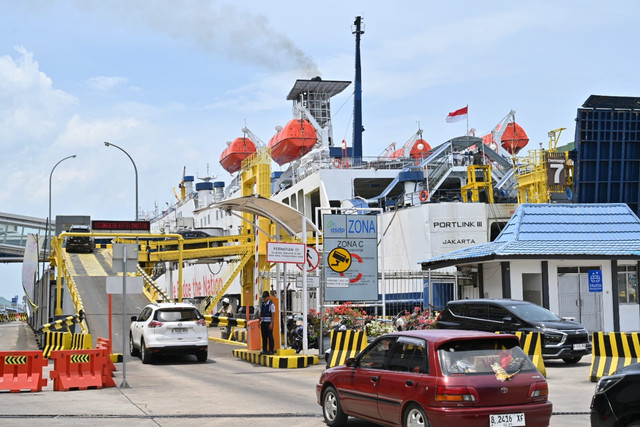 PT ASDP Indonesia Ferry (Persero) memastikan bahwa pergerakan pemudik dari Sumatera menuju Jawa di arus balik Lebaran 2026 tetap terkendali. Foto: ASDP.