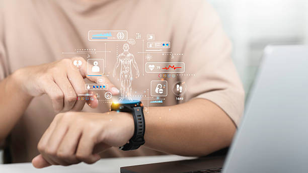 Ilustrasi Wearable Health Tracker, Sumber:IStockphoto/Khanchit Khirisutchalual