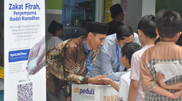 Sosialisasi, Edukasi dan Pelayanan Zakat, Infak, dan Sedekah di SDIT Iqra Kota Serang (Sumber : DT Peduli)