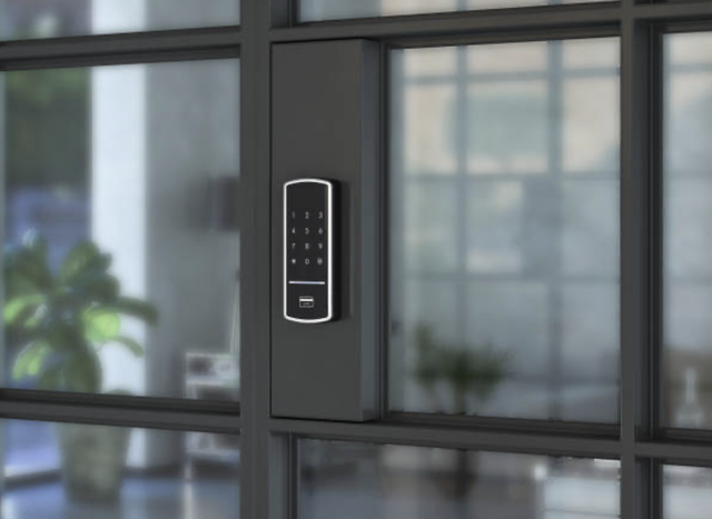 Ilustrasi smart door lock pintu geser. Foto: iStock