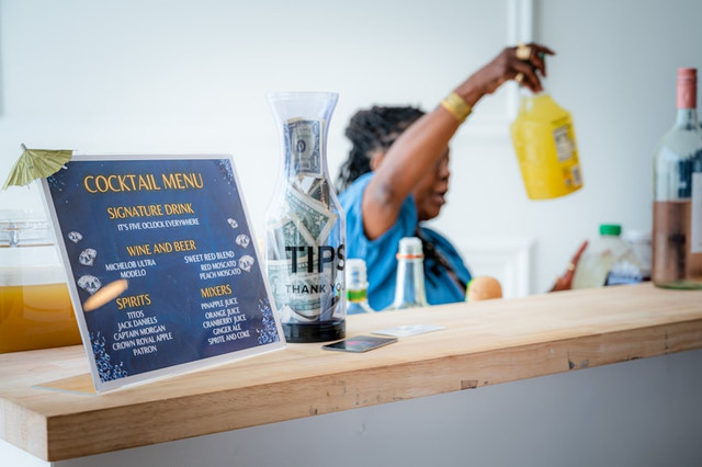 Ilustrasi Menu Juicy Sally . Foto: Unsplash/Matt Benson