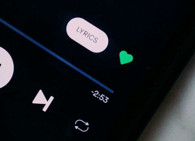 Ilustrasi Lirik Lagu Furab yang Sedang Viral di Media Sosial, Foto: Unsplash/charlesdeluvio