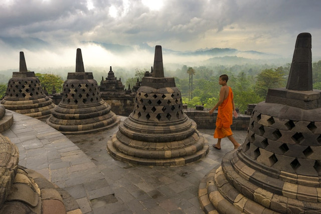 Ilustrasi Waisak Borobudur 2026. Unsplash.com/Alain Bonnardeaux