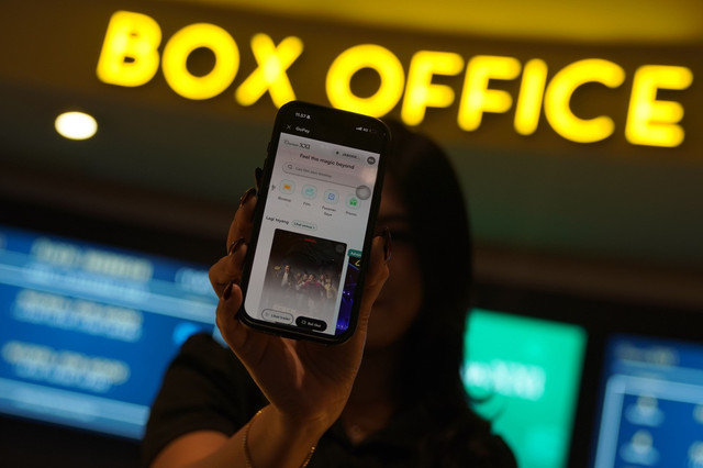 Pengguna GoPay kini bisa memesan tiket bioskop lewat aplikasi. Foto: dok. GoPay