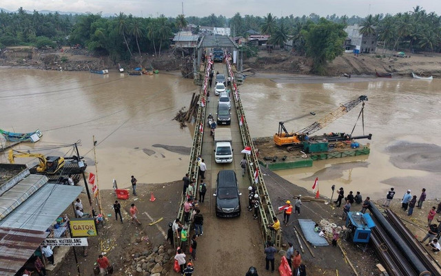 Jembatan Bailey di Kutablang, Bireuen, Aceh. Foto: Satgas PRR