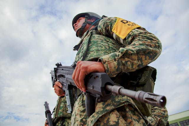 Sinopsis The Hostage's Hero, foto hanya ilustrasi, bukan film yang sebenarnya: Pexels/Yerevan Malerva