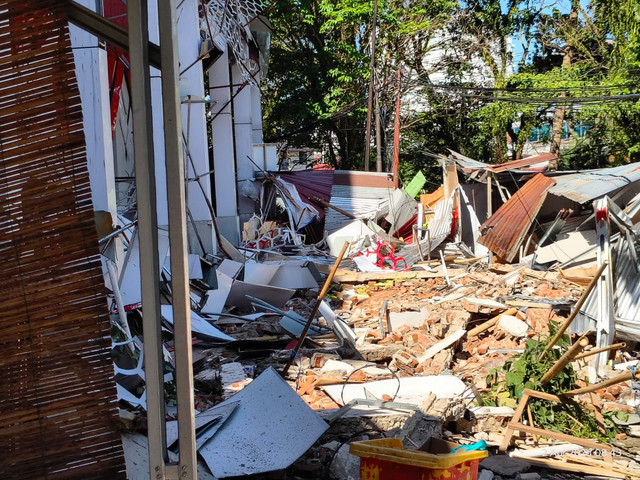 Kondisi di sekitar Gedung KONI Sulut usai gempa, Kamis (2/4/2026). Foto: Dok. Istimewa