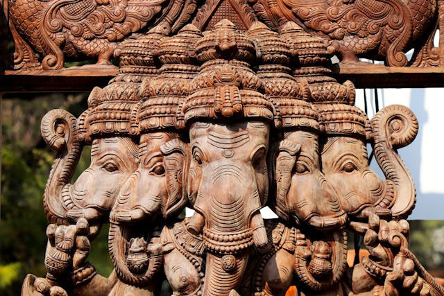 Arca Ganesha merupakan salah satu peninggalan budaya Hindu di Nusantara. Sumber foto: pexels.com