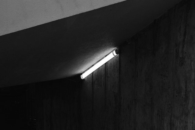 Ilustrasi lampu sensor gerak. Foto: Unsplash