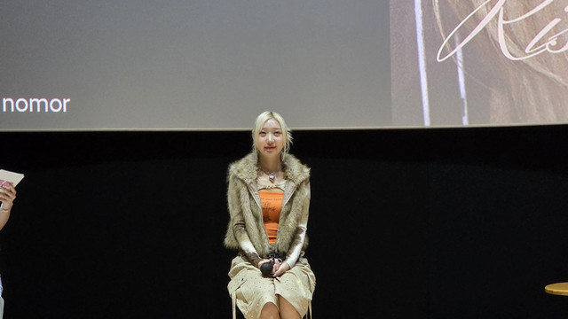 Mantan member girl group Secret Number, Minji (MELONii), saat konferensi pers debut solo MELONii di kawasan Jakarta Pusat, Selasa (31/3/2026). Foto: Dok. Istimewa