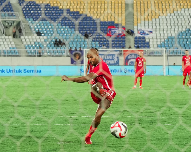 Arema FC vs Malut United di Super League, Jumat (3/4/2026). Foto: Instagram/ @malutunitedfc