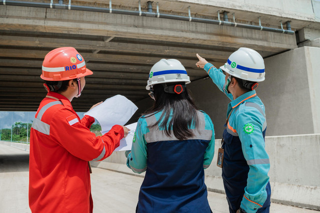 Ilustrasi pekerja PT Wijaya Karya (Persero) Tbk atau WIKA. Foto: Dok. WIKA