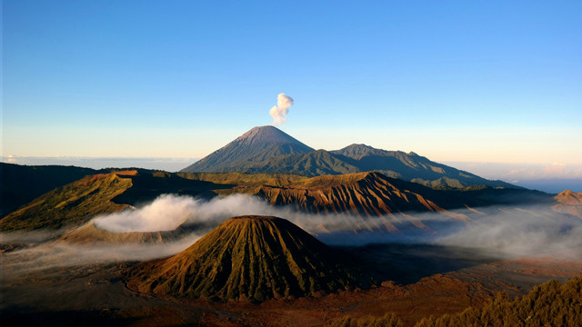Taman Nasional Bromo Tengger Semeru (TNBTS). Foto: Unsplash