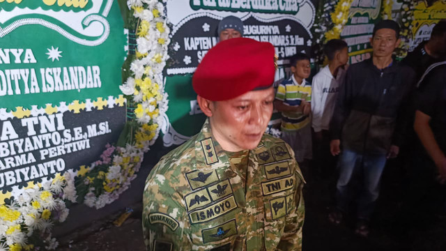 Letkol Infanteri Heri Ismoyo, Komandan Batalyon 22 Grup 2 Kopassus, Komandan Almarhum Kapten Inf Zulmi Aditya Iskandar, Sabtu (4/4/2026). Foto: Abisatya/kumparan